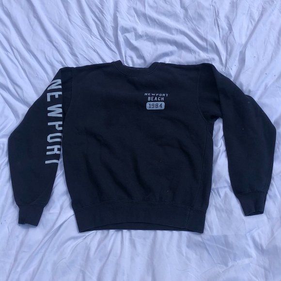 Brandy Melville Sweaters - Comfy Crewneck